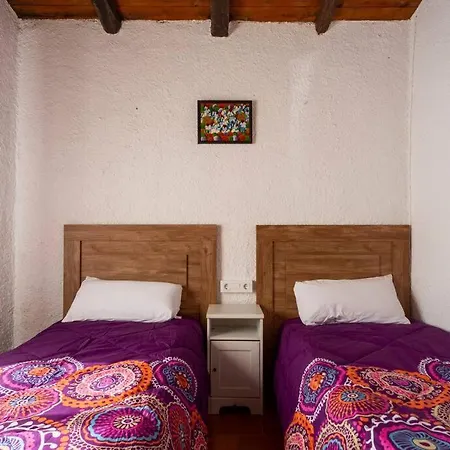 Casa Con Piscina Cerca De 度假居