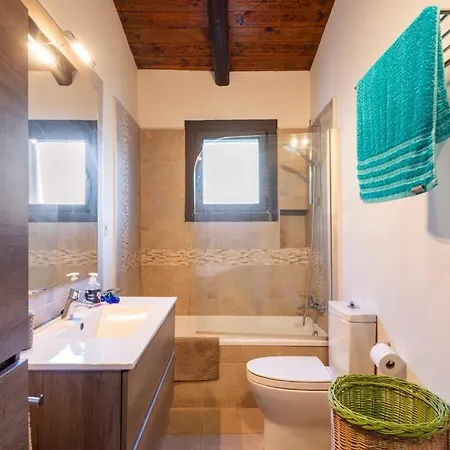 Casa Con Piscina Cerca De